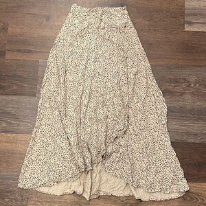 Elegant High Low Skirt in Cream and Black